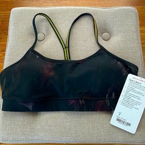 NWT Lululemon Flow Y Bra IV size 8